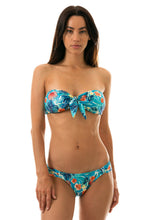Laden Sie das Bild in den Galerie-Viewer, Model Front: Rio De Sol Unterteil Bottom Isla Band Comfort
