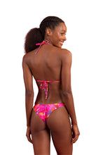Laden Sie das Bild in den Galerie-Viewer, Model Back: Rio De Sol Unterteil Bottom Flavors Cheeky-Tie
