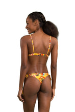 Laden Sie das Bild in den Galerie-Viewer, Model Back: Rio De Sol Oberteil Top Stories Tri-Fixo
