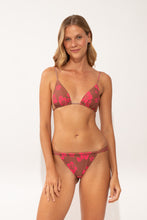 Laden Sie das Bild in den Galerie-Viewer, Model Front: Wednesday In Hawaii By Rio De Sol Unterteil Bottom Pua-Coco-Guava Waimea
