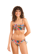 Laden Sie das Bild in den Galerie-Viewer, Model Front: Rio De Sol Unterteil Bottom Jungle Madrid

