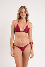 Laden Sie das Bild in den Galerie-Viewer, Model Front: Rio De Sol Unterteil Bottom Touch-Carmim Amora
