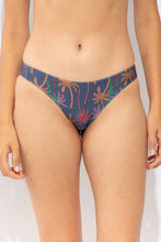 Laden Sie das Bild in den Galerie-Viewer, Gallery: Rio De Sol Unterteil Bottom Coqueiro Essential-Comfy
