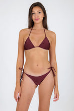 Laden Sie das Bild in den Galerie-Viewer, Model Front: Rio De Sol Unterteil Bottom Barolo Ibiza-Rope
