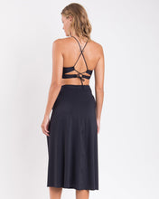 Laden Sie das Bild in den Galerie-Viewer, Image 05: Rio De Sol Strandrock Nero Long-Skirt-Knot

