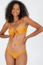 Laden Sie das Bild in den Galerie-Viewer, Gallery: Rio De Sol Set Set Damasco Bandeau-No Essential
