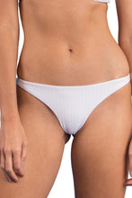 Laden Sie das Bild in den Galerie-Viewer, Gallery: Rio De Sol Unterteil Bottom Bora-White Leblon
