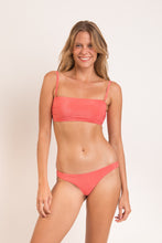 Laden Sie das Bild in den Galerie-Viewer, Model Front: Rio De Sol Unterteil Bottom Malibu-Nina Essential-Comfy
