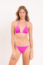 Laden Sie das Bild in den Galerie-Viewer, Model Front: Rio De Sol Oberteil Top Malibu-Rosa Tri-Rev
