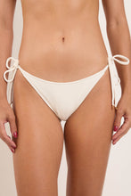 Laden Sie das Bild in den Galerie-Viewer, Gallery: Rio De Sol Unterteil Bottom Sand-Chantilly Ibiza-Comfy
