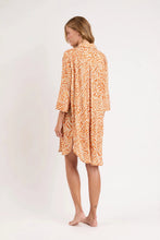Laden Sie das Bild in den Galerie-Viewer, Model Back: Rio De Sol Kaftans/Cover-Ups Sahari Chemise Gabriele
