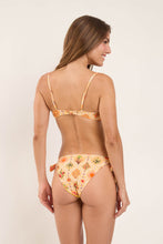 Laden Sie das Bild in den Galerie-Viewer, Model Back: Rio De Sol Unterteil Bottom Mosaico Gisele
