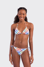 Laden Sie das Bild in den Galerie-Viewer, Model Front: Rio De Sol Unterteil Bottom Square Frufru-Comfy
